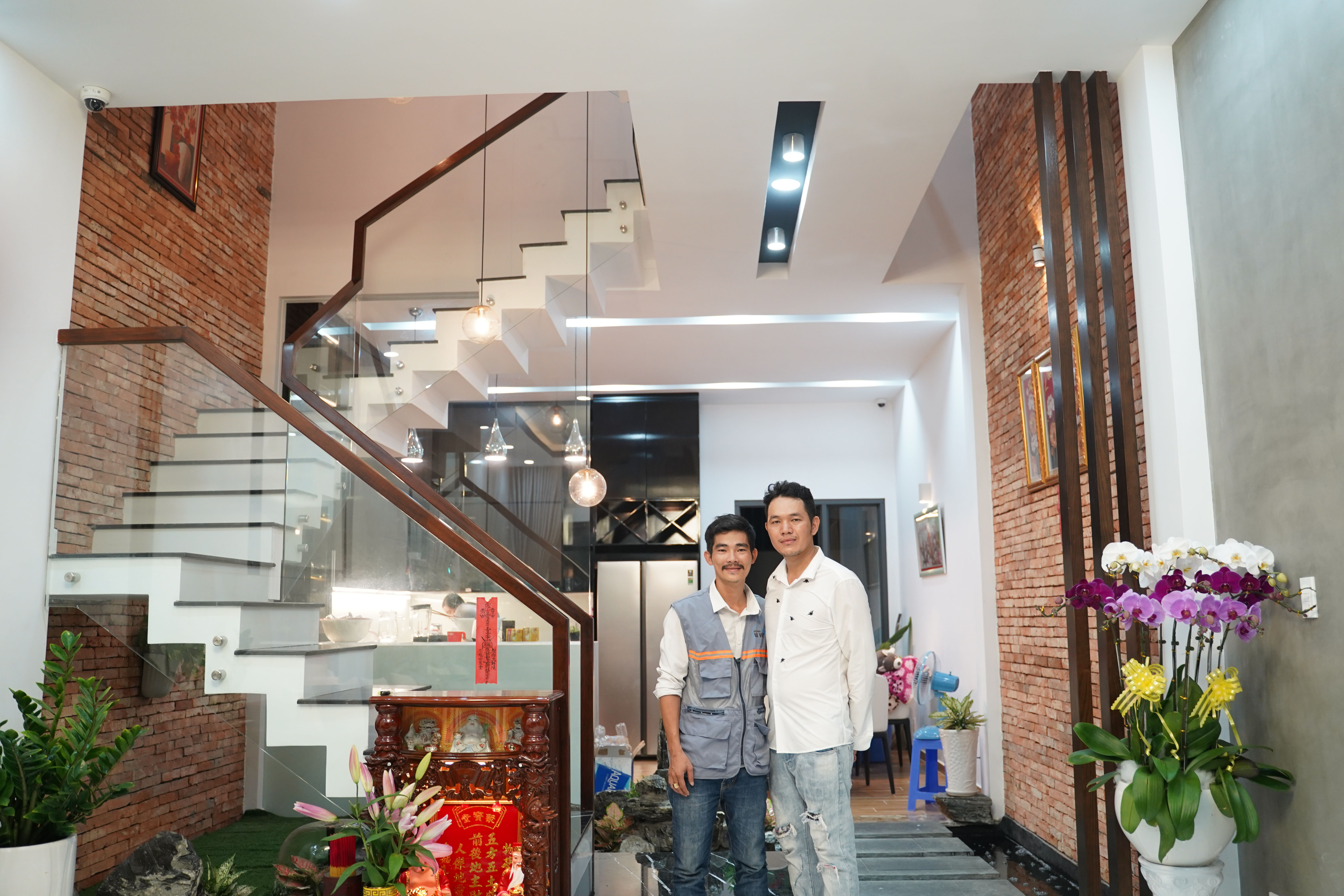 Video thi công hoàn thiện nhà anh Vòng Kỷ Sềnh tỉnh Bình Dương